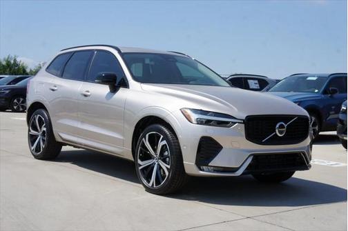 2025 Volvo XC60 B5 Ultra