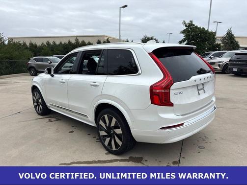 Crystal White Metallic 2023 Volvo XC90 Recharge Plug-In Hybrid Ultimate