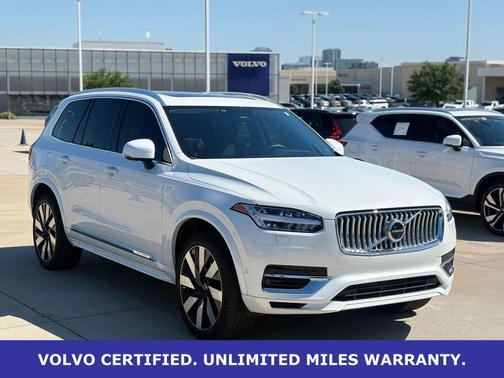 Crystal White Metallic 2023 Volvo XC90 Recharge Plug-In Hybrid Ultimate