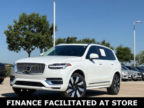 Crystal White Metallic 2023 Volvo XC90 Recharge Plug-In Hybrid Ultimate