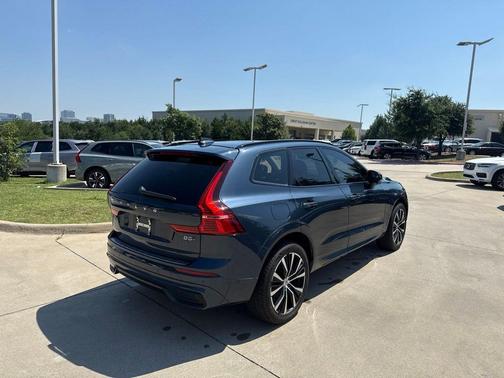 Denim Blue Metallic 2025 Volvo XC60 B5 Plus