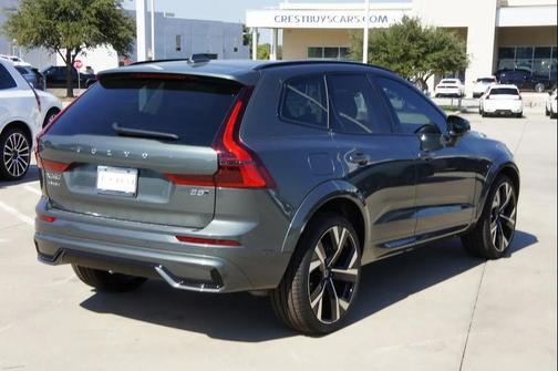 2026 Volvo XC60 B5 Ultra