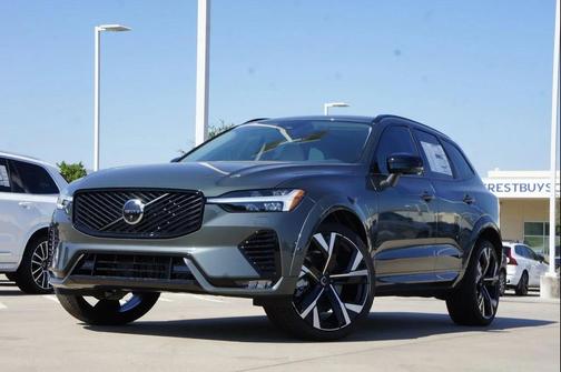 2026 Volvo XC60 B5 Ultra