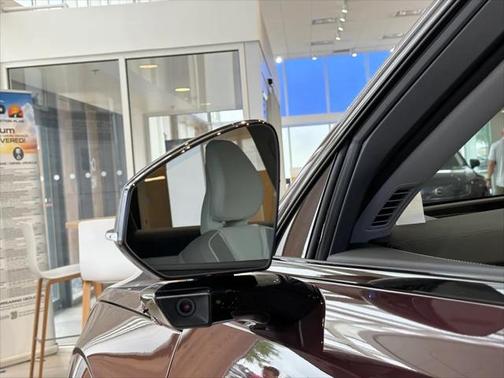 2025 Volvo EX90 Twin Motor Plus 6-Seater