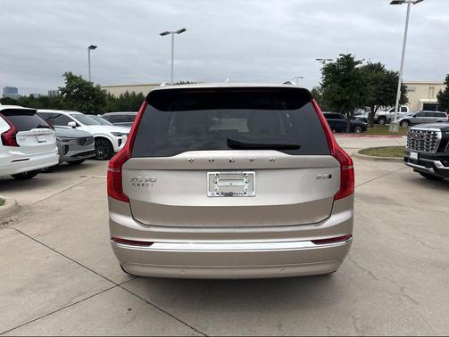 Bright Dusk Metallic 2025 Volvo XC90 B5 AWD