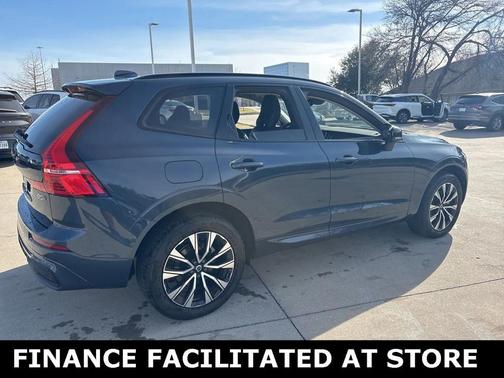 2025 Volvo XC60 B5 AWD