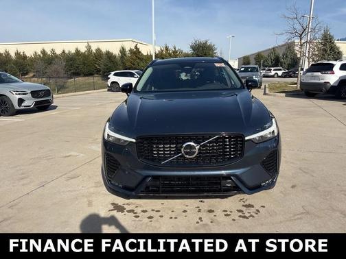 2025 Volvo XC60 B5 AWD
