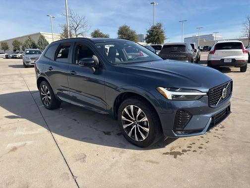 2025 Volvo XC60 B5 AWD