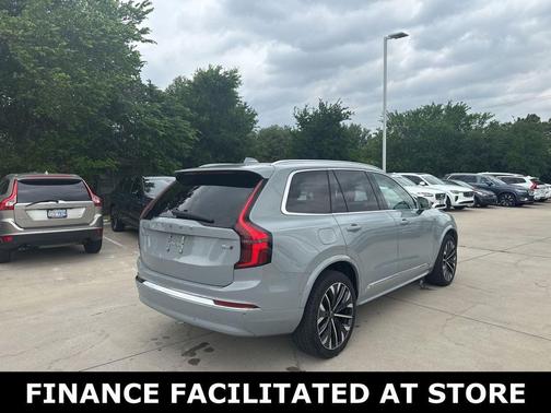 Vapour Grey Metallic 2025 Volvo XC90 B6 Plus 7-Seater