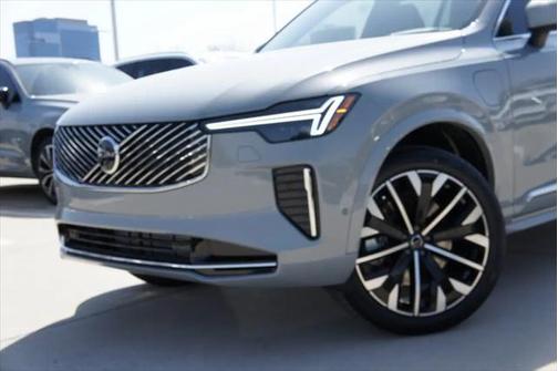 2025 Volvo XC90 Plug-In Hybrid T8 (2025.5) Ultra 7-Seater