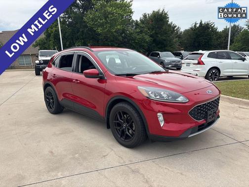 Rapid Red Metallic Tinted Clearcoat 2022 Ford Escape SEL