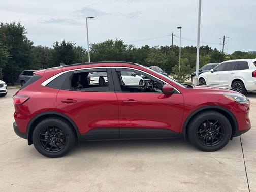 Rapid Red Metallic Tinted Clearcoat 2022 Ford Escape SEL