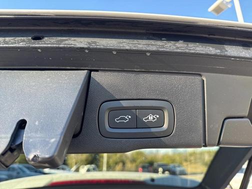 2024 Volvo XC60 B5 AWD