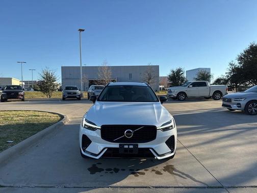 2024 Volvo XC60 B5 AWD