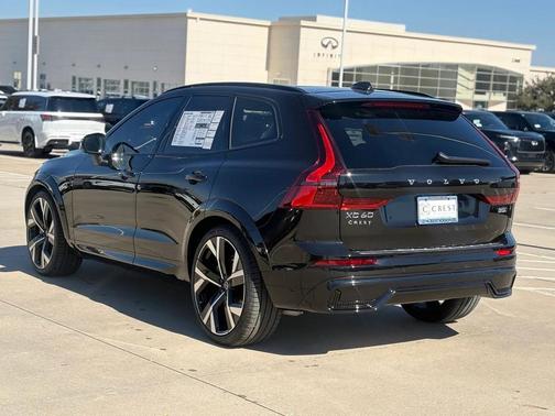 2026 Volvo XC60 B5 Ultra