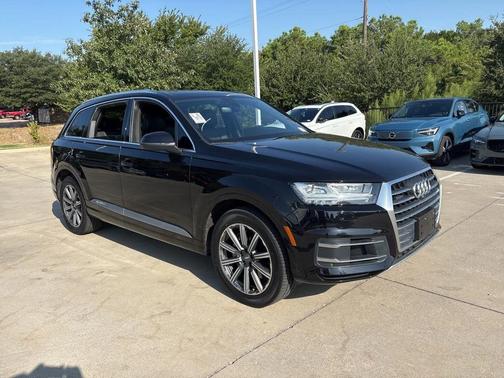 2019 Audi Q7 55 Premium Plus