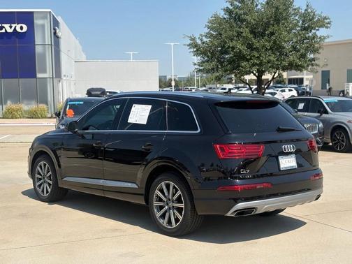 2019 Audi Q7 55 Premium Plus