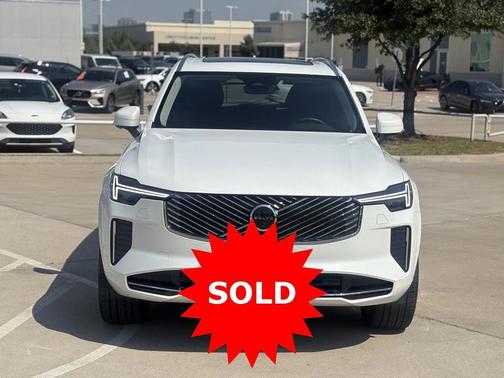 2025 Volvo XC90 B6 Plus 7-Seater