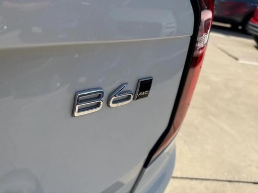 2025 Volvo XC90 B6 Plus 7-Seater