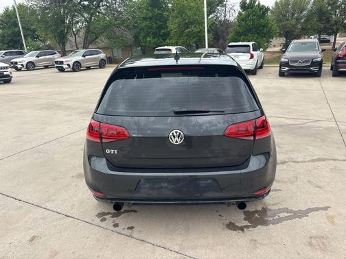 2015 Volkswagen Golf GTI 2.0T Autobahn 4-Door