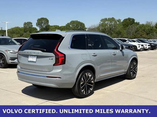 2025 Volvo XC90 B6 (2025.5) Core