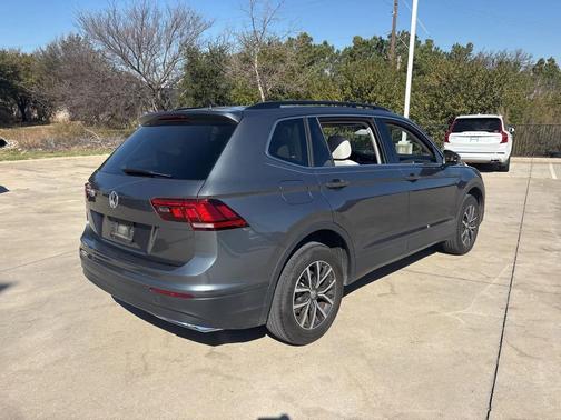 2019 Volkswagen Tiguan 2.0T SE