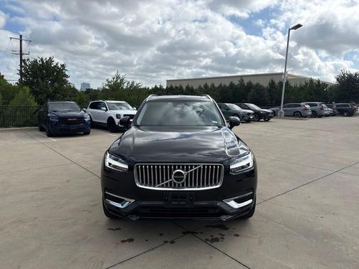 Onyx Black Metallic 2023 Volvo XC90 Recharge Plug-In Hybrid T8 Plus Bright Theme 7 Passenger