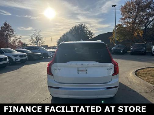 2023 Volvo XC90 B6 Plus 7-Seater