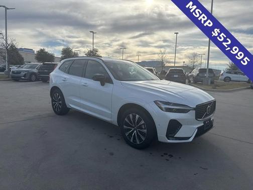 2025 Volvo XC60 B5 Plus