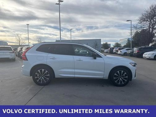 2025 Volvo XC60 B5 Plus