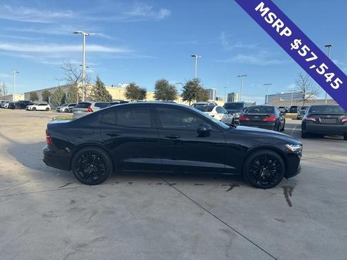 2023 Volvo S60 Recharge Plug-In Hybrid T8 Plus Black Edition