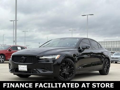 2023 Volvo S60 Recharge Plug-In Hybrid T8 Plus Black Edition