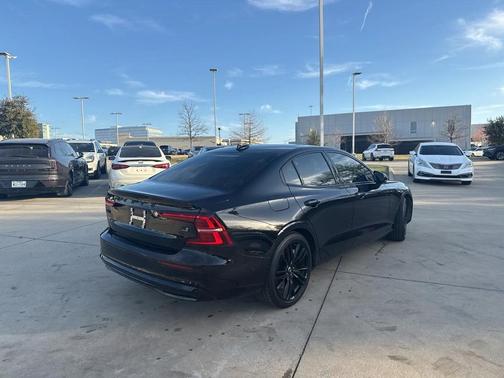 2023 Volvo S60 Recharge Plug-In Hybrid T8 Plus Black Edition