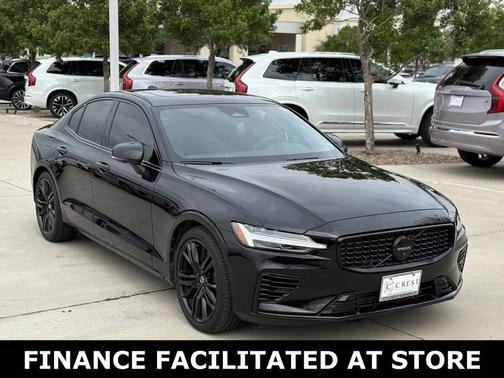 2023 Volvo S60 Recharge Plug-In Hybrid T8 Plus Black Edition