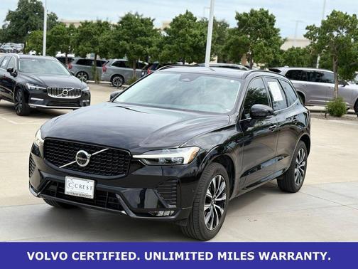 Onyx Black Metallic 2025 Volvo XC60 B5 Plus