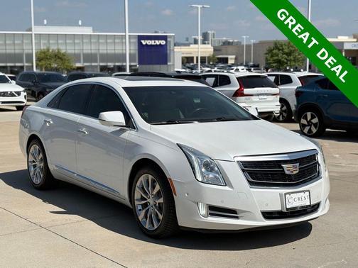 Crystal White Tricoat 2016 Cadillac XTS Premium