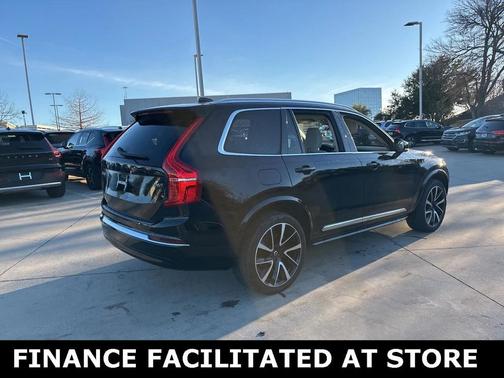 2023 Volvo XC90 B6 Plus 7-Seater