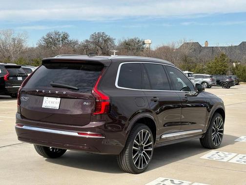 2026 Volvo XC90 B6 Plus 7-Seater