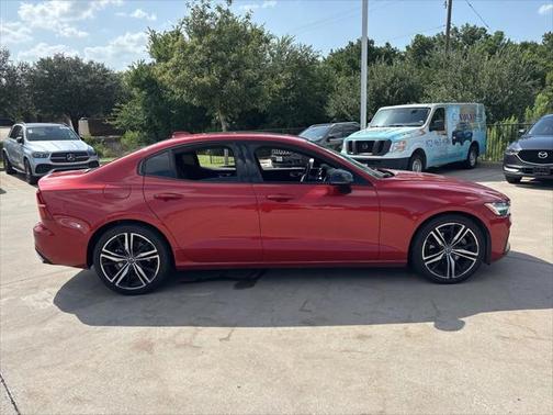 2019 Volvo S60 T5 R-Design