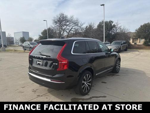 2023 Volvo XC90 Plus