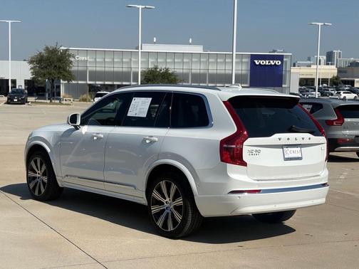 2024 Volvo XC90 Recharge Plug-In Hybrid T8 Plus Bright Theme 7 Passenger