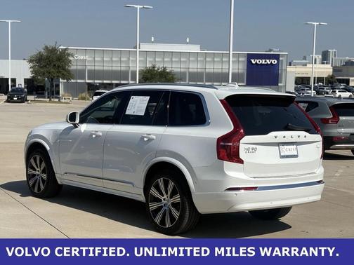 2024 Volvo XC90 Recharge Plug-In Hybrid T8 Plus Bright Theme 7 Passenger