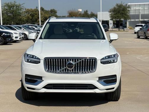 2024 Volvo XC90 Recharge Plug-In Hybrid T8 Plus Bright Theme 7 Passenger