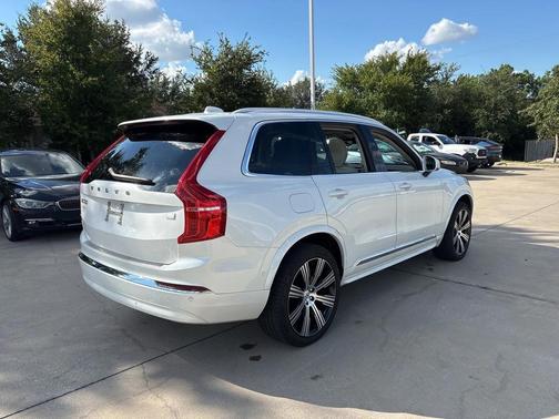 2024 Volvo XC90 Recharge Plug-In Hybrid T8 Plus Bright Theme 7 Passenger