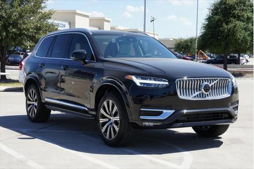 2025 Volvo XC90 B6 Plus 7-Seater