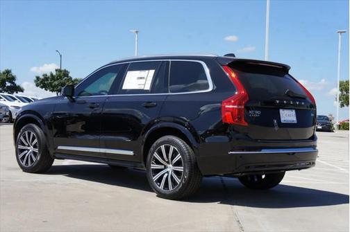 2025 Volvo XC90 B6 Plus 7-Seater