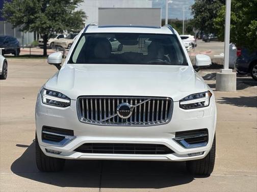 2022 Volvo XC90 T6 Inscription