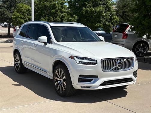 2022 Volvo XC90 T6 Inscription