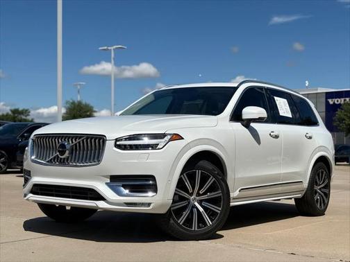 2022 Volvo XC90 T6 Inscription