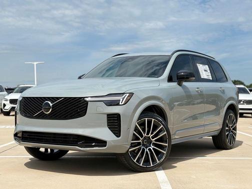 Vapour Grey 2026 Volvo XC90 B6 Ultra Dark Theme 7-Seater